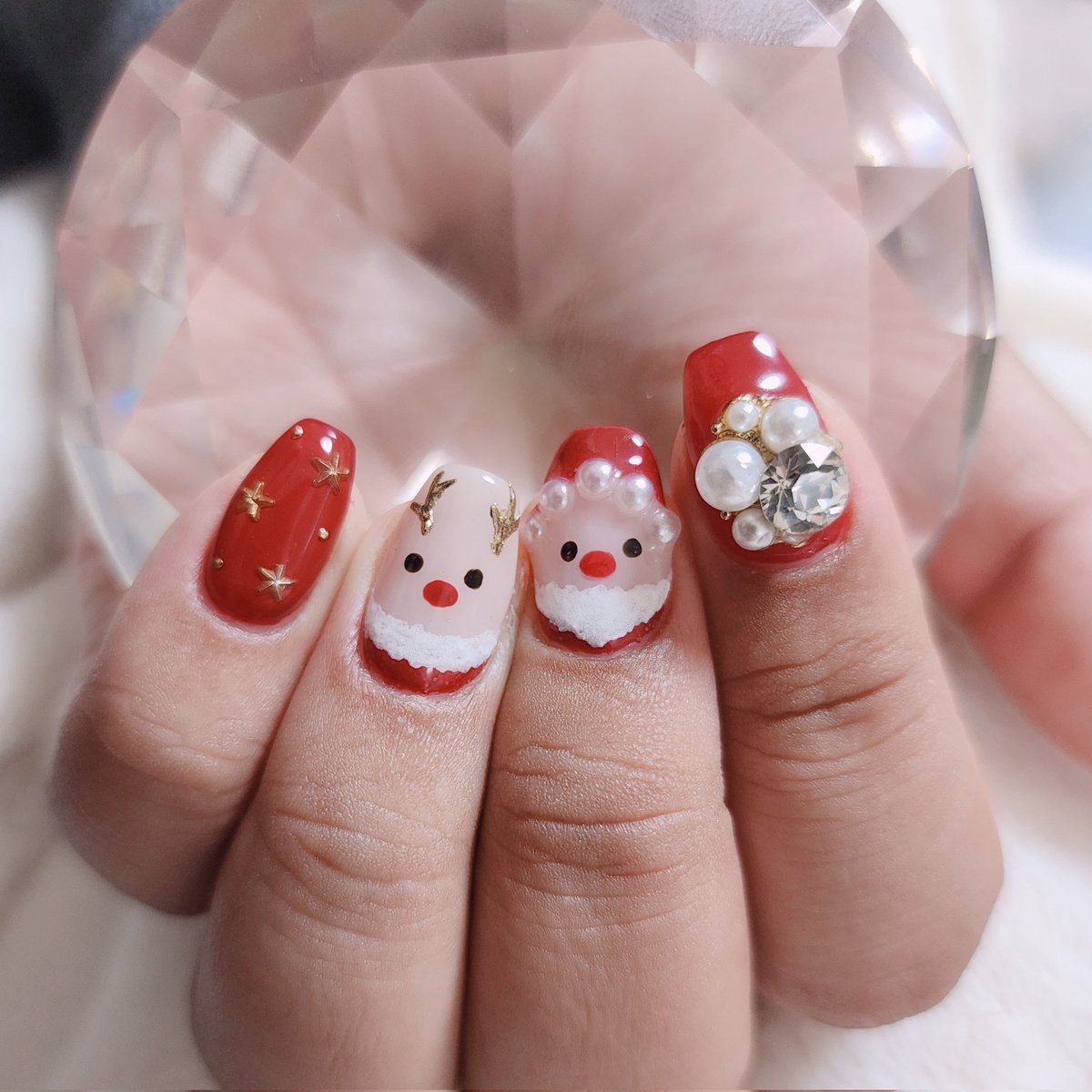 cr4798kn's tweet photo. #クリスマスネイル #サンタさん #トナカイ #オーナメント #ネイル #ビジューネイル #赤 https://t.co/dfVdcAM7vy