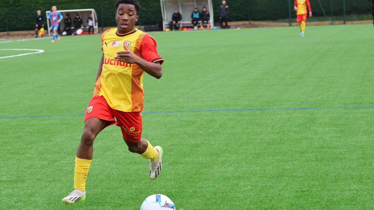 RC Lens (U19): les Lensois piétinent encore avant d’affronter Arsenal lavoixdunord.fr/1401615/articl…