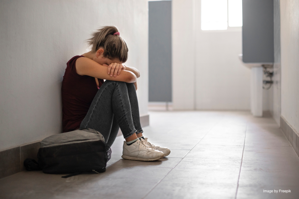 UZH Population Research Center (@uzh_prc) on Twitter photo How common are mental health problems in adolescents and how do they develop? How do they relate to later well-being in adulthood? <a href="/LillyShanahan1/">Lilly Shanahan</a> from the <a href="/JacobscenterUZH/">Jacobs Center for Productive Youth Development</a> will present this tomorrow, 28.11. at the PRC Lunch Colloquium 12 pm (noon) on Zoom:prc.uzh.ch/en/events.html How common are mental health problems in adolescents and how do they develop? How do they relate to later well-being in adulthood? <a href="/LillyShanahan1/">Lilly Shanahan</a> from the <a href="/JacobscenterUZH/">Jacobs Center for Productive Youth Development</a> will present this tomorrow, 28.11. at the PRC Lunch Colloquium 12 pm (noon) on Zoom:prc.uzh.ch/en/events.html