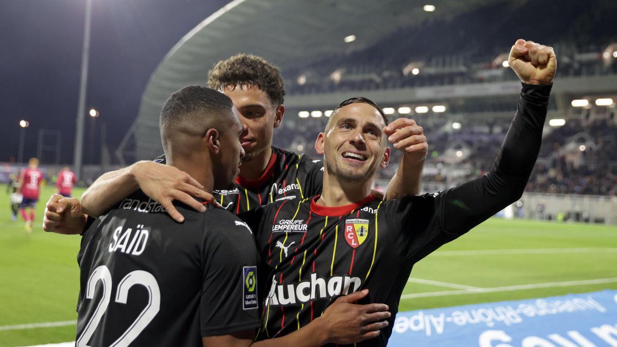 Ligue des champions : comment Lens a préparé son déplacement à Arsenal lavoixdunord.fr/1401626/articl…