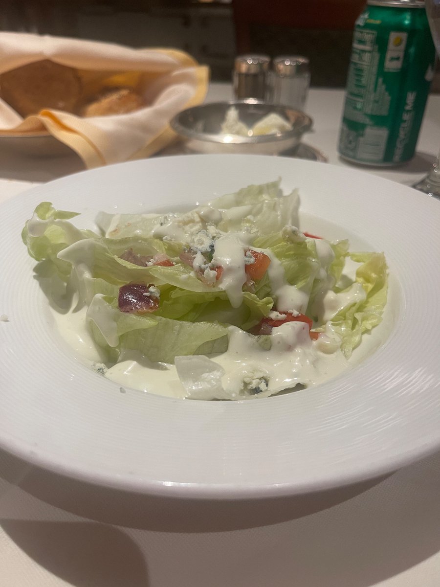 n0cruisecontrol's tweet photo. Throwback to a delicious gala dinner on board @PrincessCruises Emerald Princess. I enjoyed the Wedge Salad and surf and turf! I had no room for a dessert 🫢 #galadinner #lobster #formalnight #princesscruises https://t.co/YLJM4vYrTc