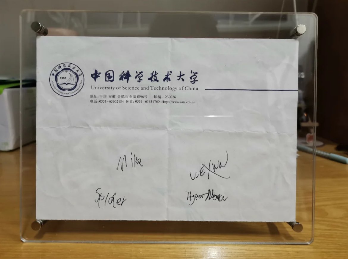 The video is extremely funny. And let’s fight for Jcup!
【麦克竟是“英语大师”？黑豹、小蜘蛛”高科技“沟通联合出击！-哔哩哔哩】 b23.tv/m72bRXL
<a href="/LLEENN15/">LLExNN</a> <a href="/SeanKyuga/">HyperNova</a> 
#2023JCUP