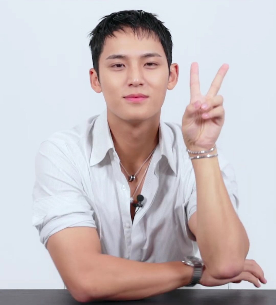 gyumedia's tweet photo. ✌️ https://t.co/ggXkSyJSXQ
