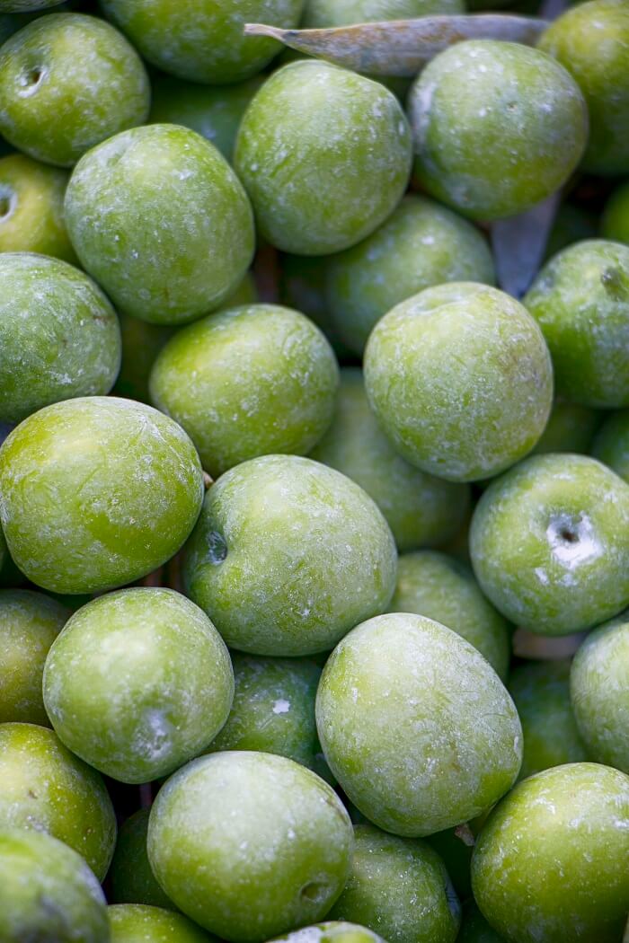 Essentialgarve's tweet photo. https://t.co/MBJpd54BfY

Algarve gold: An indispensable ingredient in national gastronomy, olive oil production in the region follows a rigorous process

#algarvenews #essentialalgarve #algarveportugal #algarveoliveoil #oliveoil #algarvebusiness #algarveproducers https://t.co/YquES2yRi3