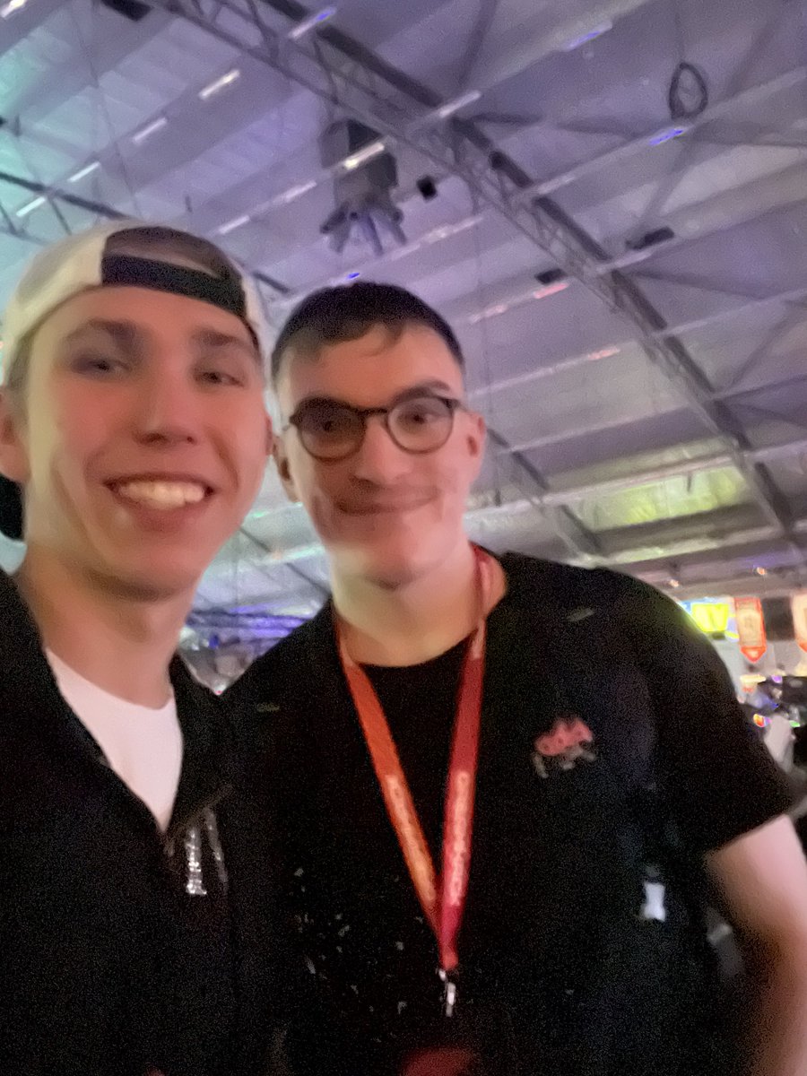 Simon "s1m0n" Aakeröy tweet media