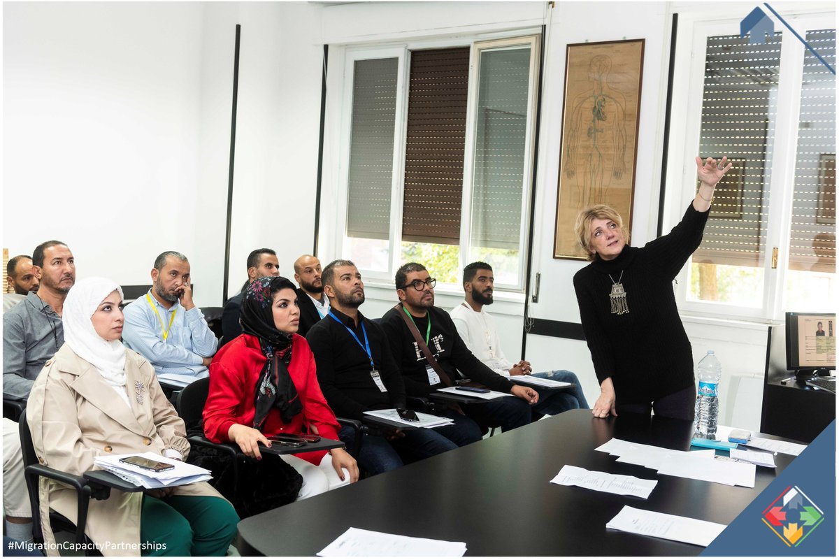 ICMPDinLibya's tweet photo. توّج بنجاح تدريبينا في ميلانو حول الطب الشرعي و التعرف على المفقودين. شكرا #LABANOF في @LaStatale 🇮🇹 وشركائنا الليبيين على التعاون الممتاز! @EUinLibya @SEMIGRATION اقرأ المزيد هنا👇
https://t.co/pBoReJx4Mj https://t.co/sJI5auLWFe