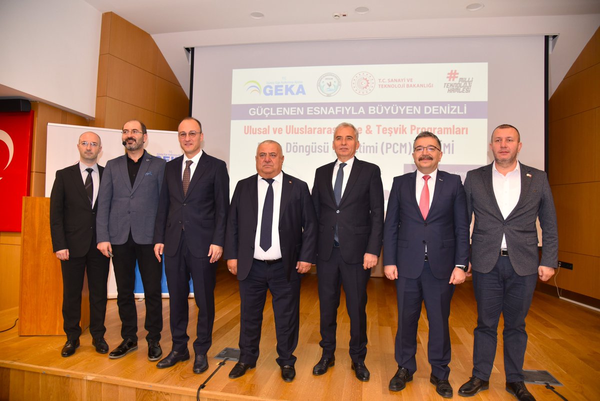 Denizli’de proje bilincinin gelişmesi ve ortak proje yürütme konusunun yaygınlaşması amacıyla desteklediğimiz "Güçlenen Esnafıyla Büyüyen Denizli” teknik destek projesinin eğitimleri yoğun bir katılımla başladı. 
<a href="/TCSanayi/">Sanayi ve Teknoloji Bakanlığı</a> <a href="/KalkinmaAjansGM/">Kalkınma Ajansları Genel Müdürlüğü</a> 

<a href="/Denizli_Esob/">Denizli Esnaf ve Sanatkarlar Odaları Birliği</a>