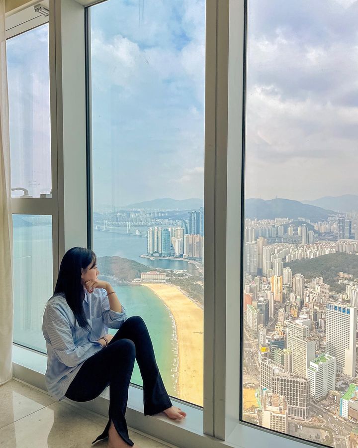 ideabox7's tweet image. 연말에 가족&amp;amp;친구와 호캉스 하기 좋은 곳💖 해운대 오션뷰가.. 끝내줍니다..🫶🏻 - ALLTHATTRAVEL - go.shr.lc/3RiwPJB