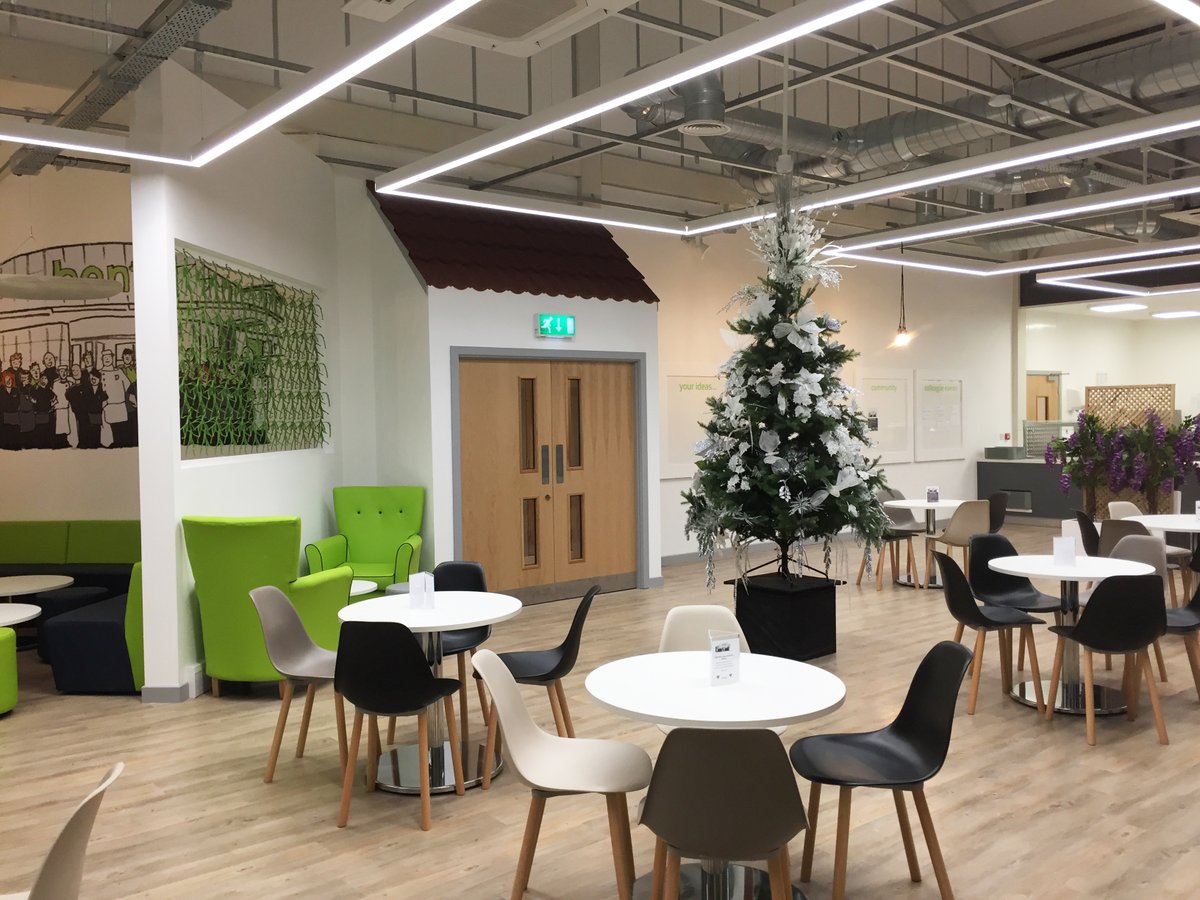 standing_space's tweet photo. Reflecting on a past interior design project for Bents Garden &amp; Home! As the festive season approaches, we can't help but start to feel excited for Christmas!🎄

Stay tuned to see what Standing Space's Christmas decorations will look like!

#bentsgardenandhome #christmasinspo https://t.co/gbMWNpayUQ