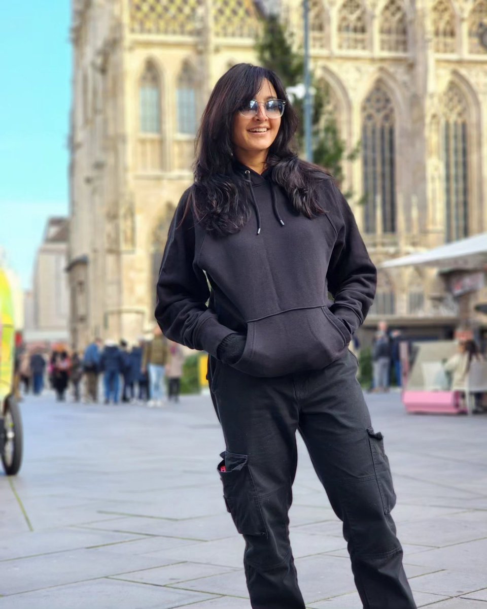 You lead many lives when you travel ❤️ #travel #austria #vienna #wintervibesineurope 📸 #bineeshchandra