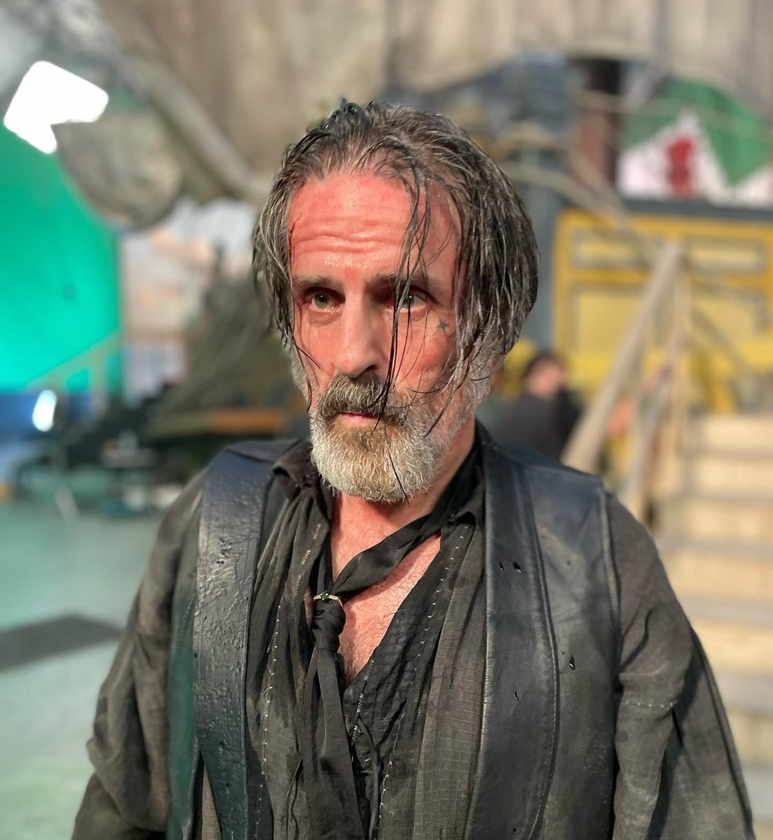 archiveoneill's tweet photo. [con o'neill, moist] https://t.co/9yYFdkVrIL