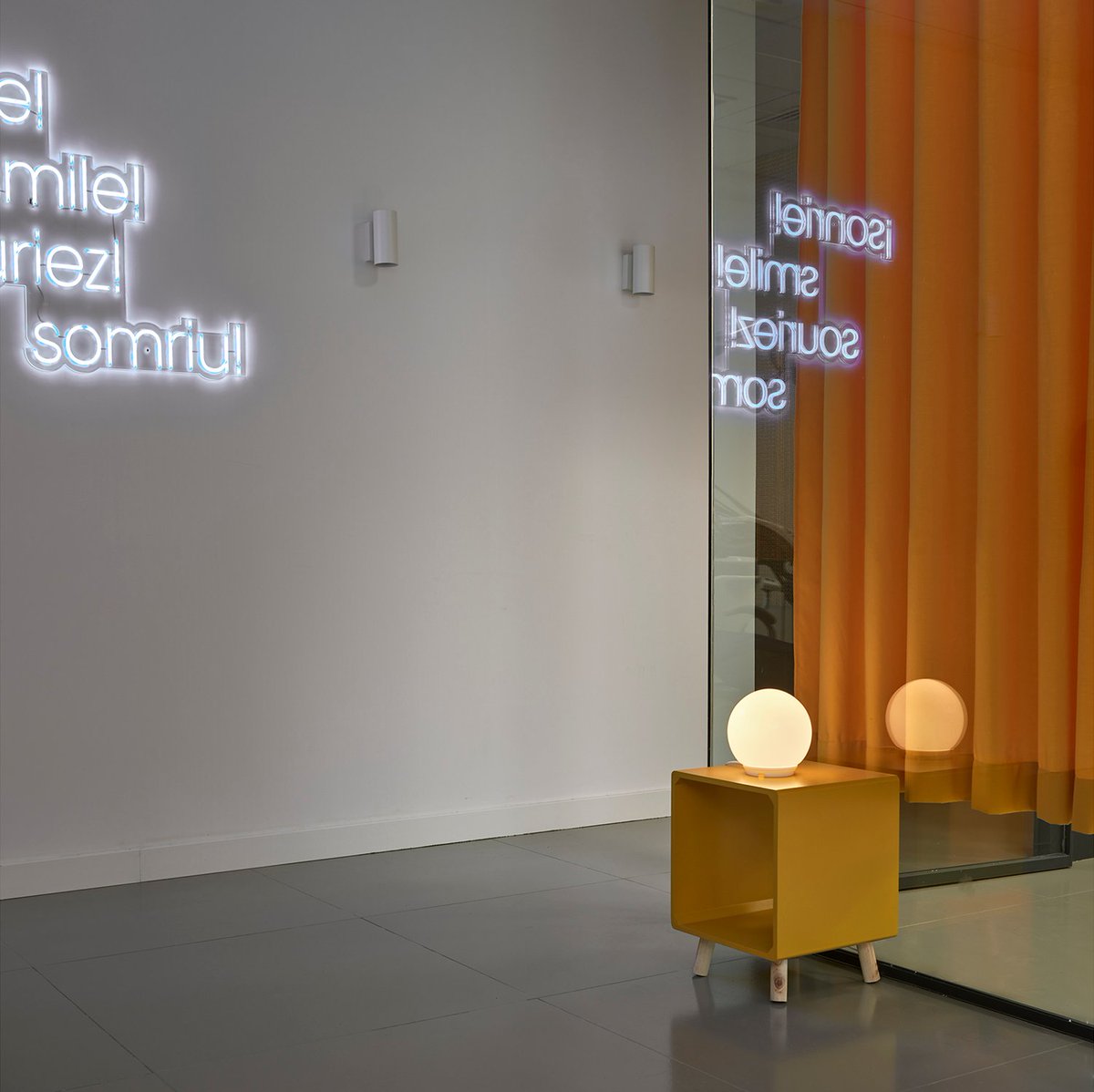 NUEVO PROYECTO DE CARMEN BASELGA · MIREIA. UNA CLÍNICA DENTAL EN CLAVE DE SOL

<a href="/BaselgaCarmen/">Carmen Baselga</a> (Col. nº 0008) presenta su nuevo proyecto de diseño interior para Clínica Dental Mireia.

+info cdicv.com/nuevo-proyecto…

#CDICV #CarmenBaselga #TallerdeProyectos #design #interiordesign