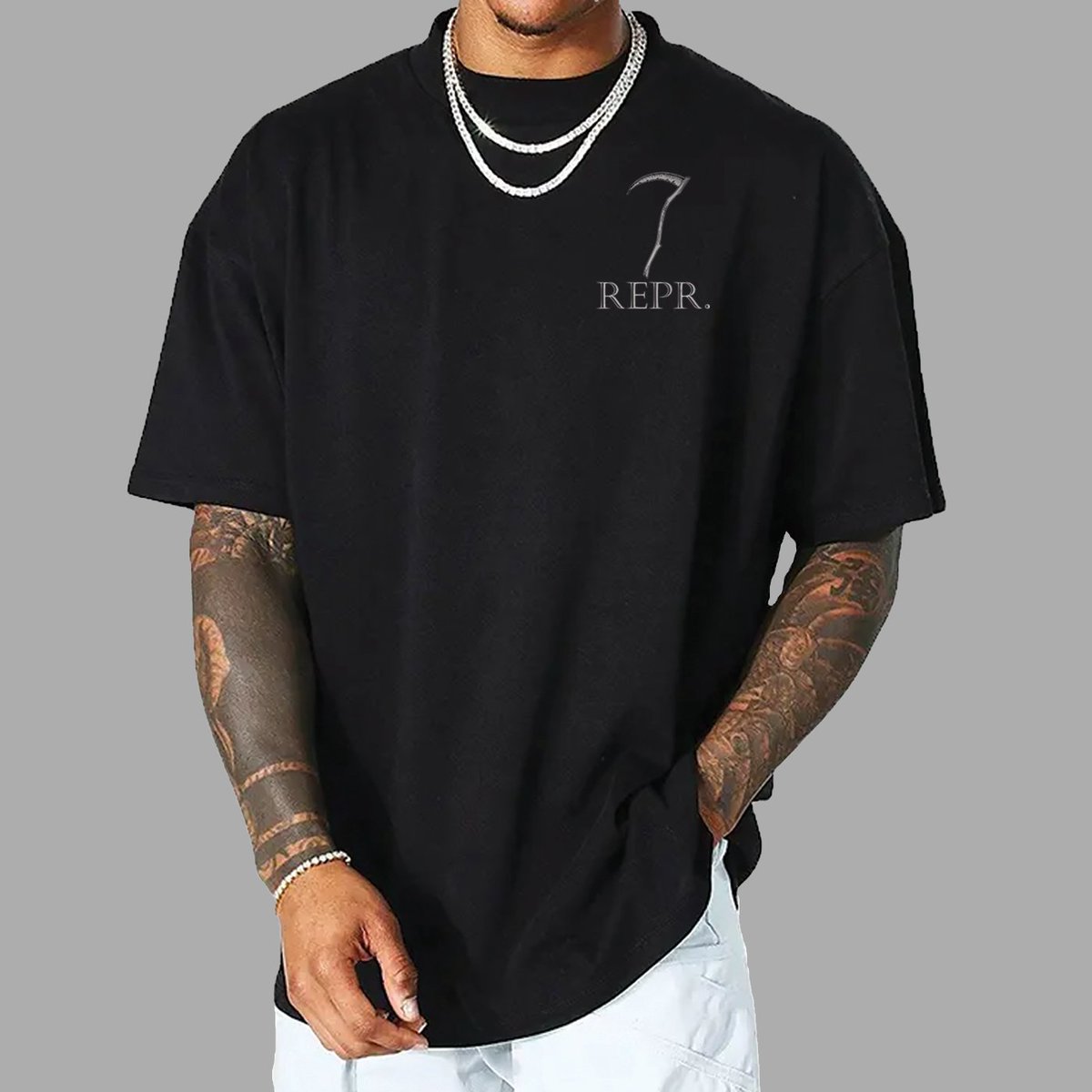 REPRCLOTHING's tweet image. REPR BARE BONES TEE - 50% OFF ALL ITEMS EARLY CHRISTMAS SALE!! 🔥🔥💀👻
reaperclothing.store
#grunge #aesthetics #clothingshop #baggers #emo #gothic #reaper