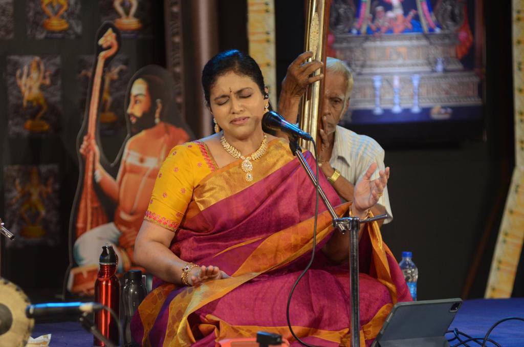 jananiysjj's tweet photo. Glimpses from my #concert for Trinity Arts Festival #decembermusic #margazhi music season y’day 26 Nov’23
Thanking my wonderful team
#sjjananiy #sjjananiymusic #decembermusicfestival #carnaticmusic #sjjanani #indianclassicalmusic #carnaticvocal #singersjjanani #karthigaideepam https://t.co/7KyrDhzwRG