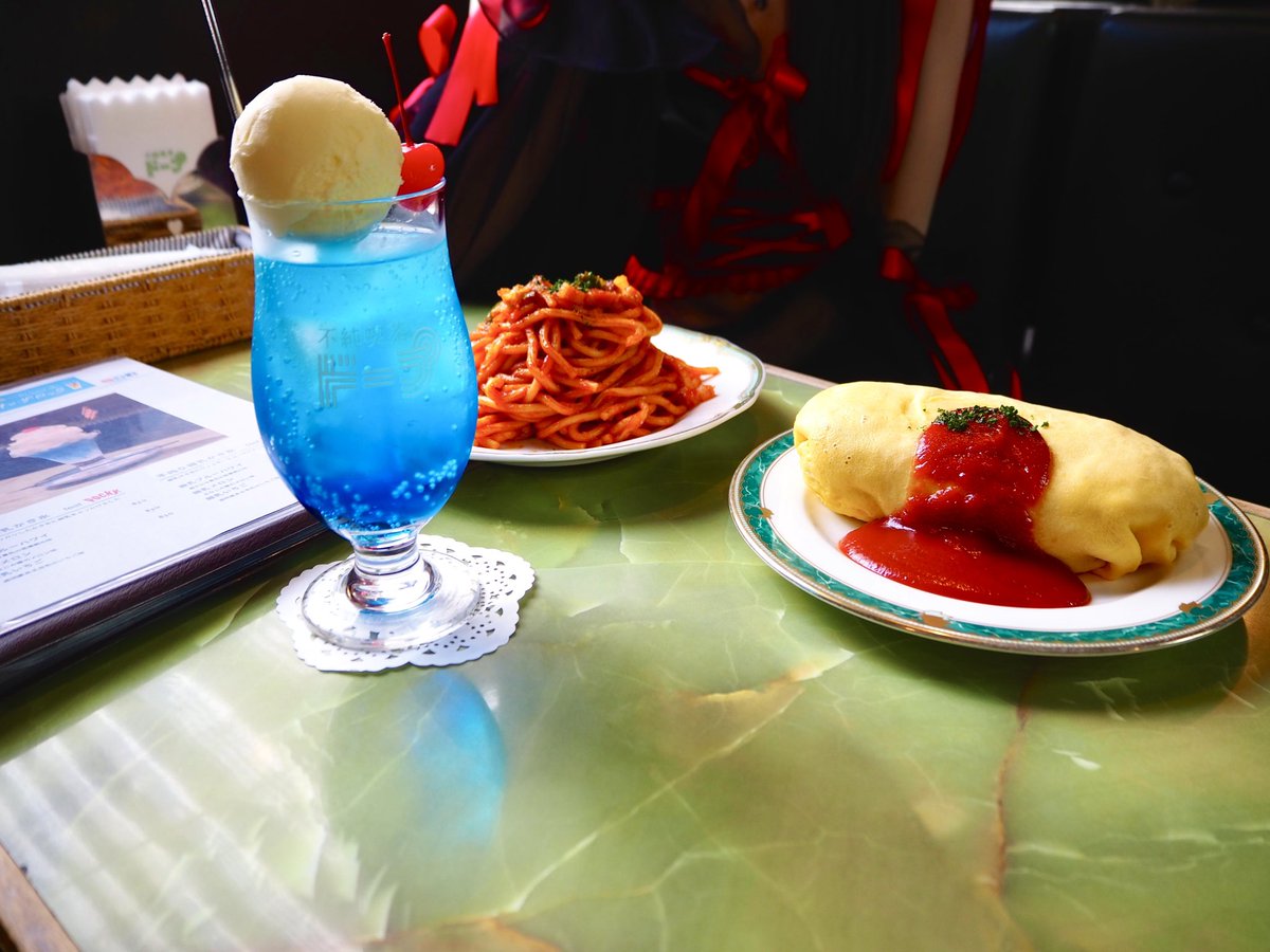 アー写でもお世話になった 不純喫茶ドープ さんから ガチャガチャが