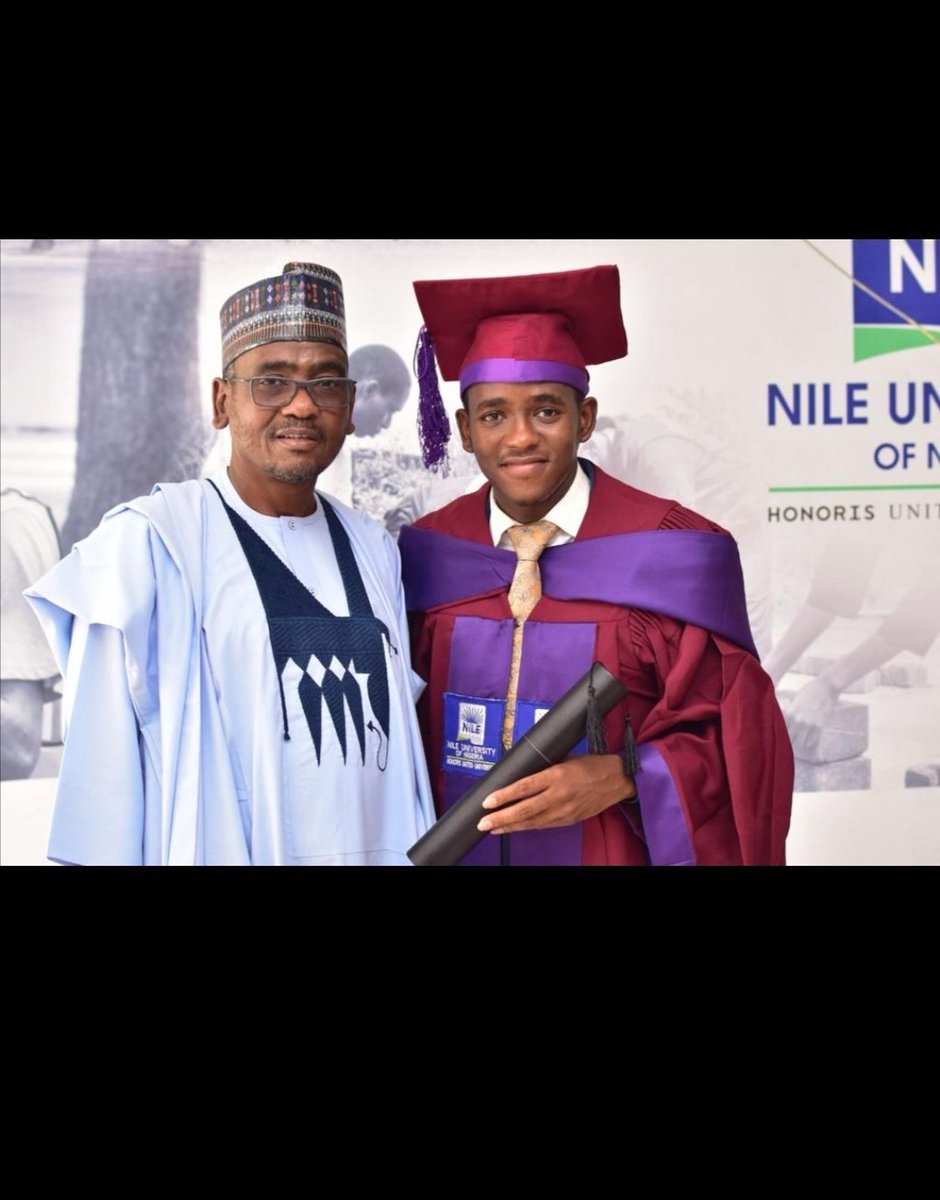 official_shehu's tweet photo. Congratulations BeeBeeDee. May Allah SWT bless your certificate 🎊🎉 @bashirbabadala https://t.co/MvKSuAuY0z