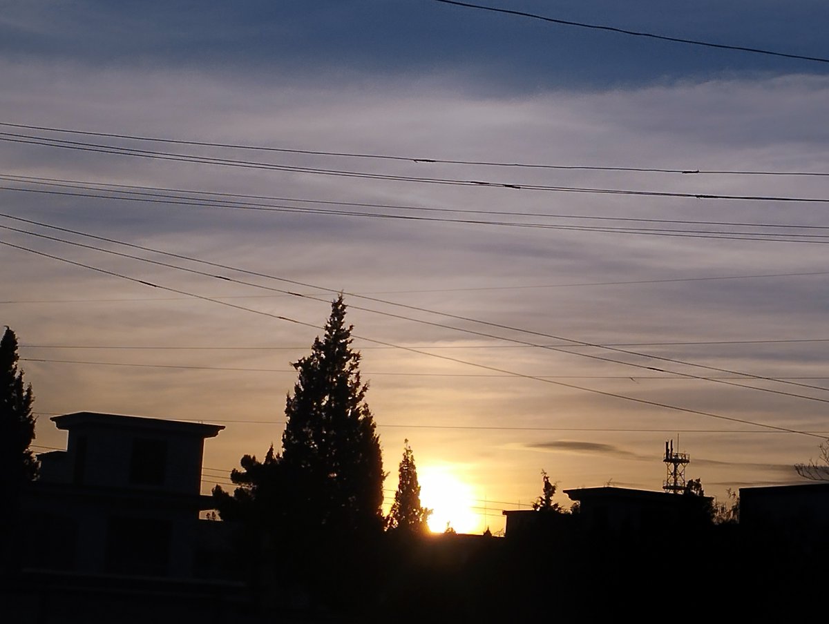 FozMoughal's tweet photo. Colours of Sunset #quetta #sunsetphotography #quettabalochiatan https://t.co/Qy9oVYB71Y