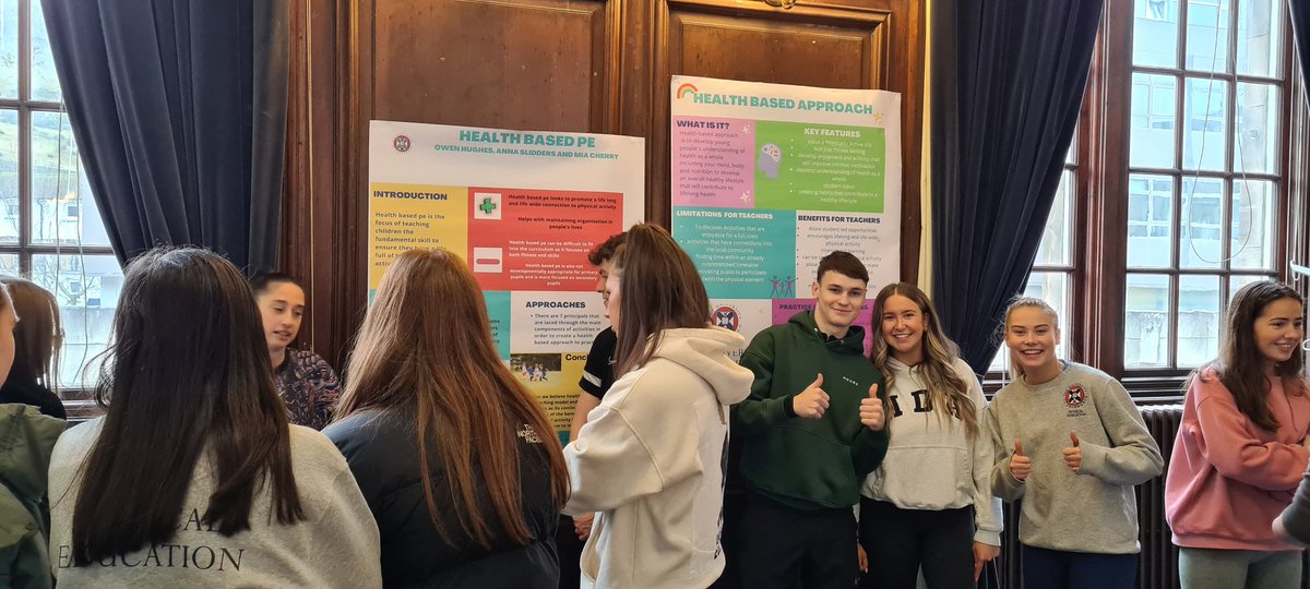 It's the turn of the Year 2s to present their #posters on #models_based_practice to the Year 1s. #PECP_Conference <a href="/MorayHouse/">Moray House School of Education and Sport</a>