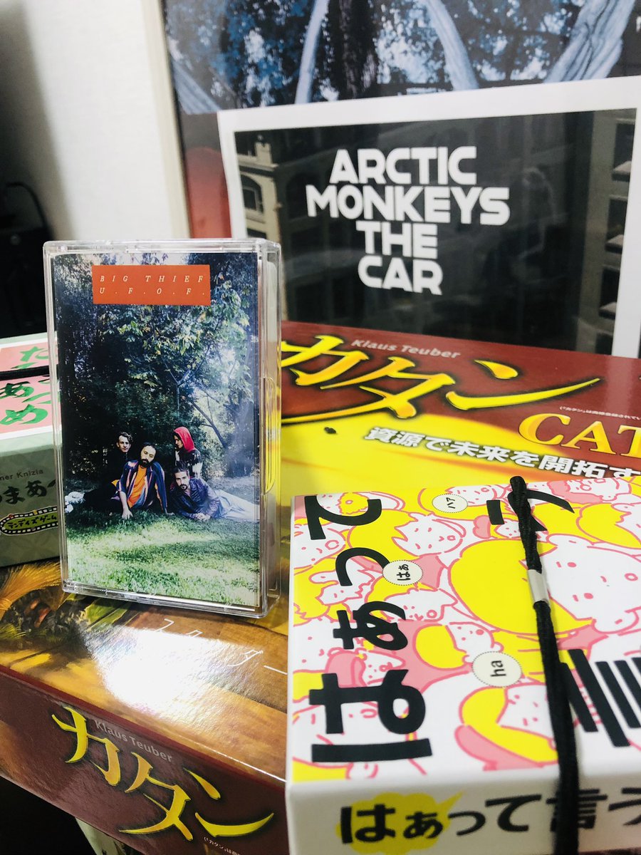 9ua1's tweet photo. やはりカセットテープ合うな〜( ´ ▽ ` )♪
#BigThief
#UFOF
#カセットテープ https://t.co/ZywtGv4MKU