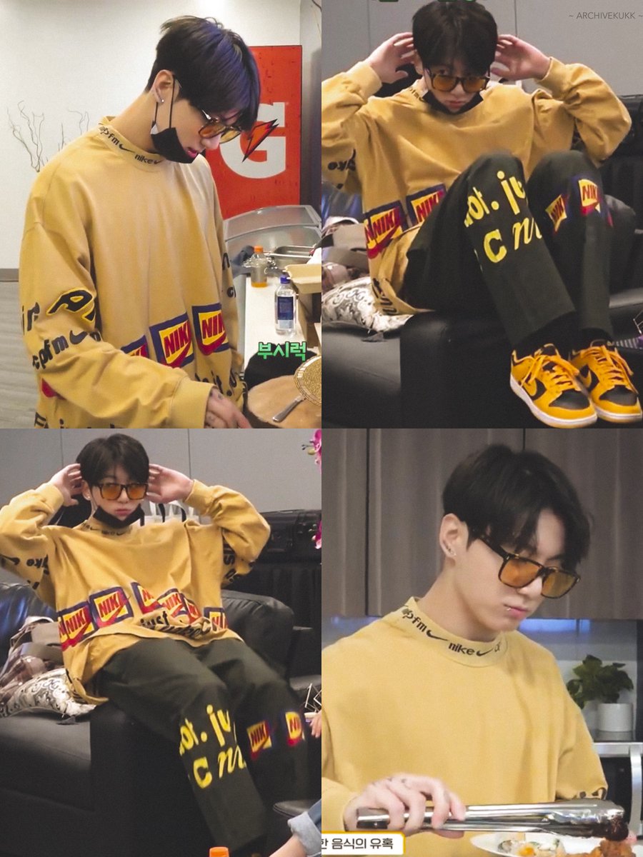 archivekukk's tweet photo. jungkook in this fit😮‍💨💛 https://t.co/4THN6fv8qI