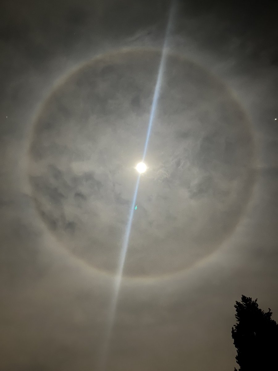 Moon halo above our home tonight! Los Angeles look up!