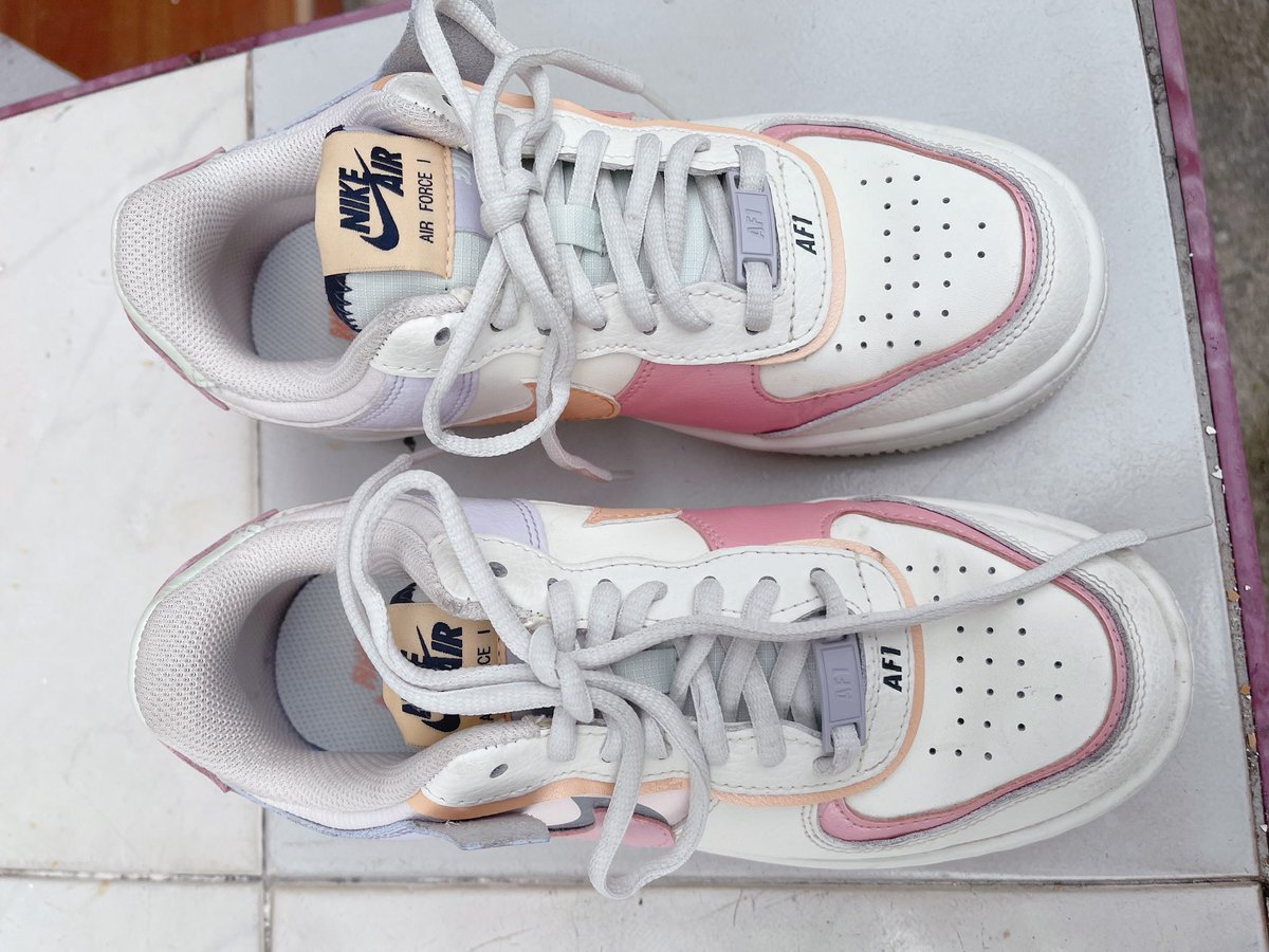 membermind's tweet photo. ส่งต่อรองเท้า Nike Air Force Shadow pastel สี Obsidian Pink ไซส์ 6.5 us ค่ะ ใส่ไปประมาณ 5-6 ครั้ง ซื้อมา 4,200 ส่งต่อ 1,800 รวมส่งค่ะ เนื่องจากน้องไม่เหมาะกับคนหน้าเท้ากว้างแบบเราค่ะ 😂 ขอดูรูปเพิ่มได้นะคะ #ส่งต่อรองเท้า #ส่งต่อ #ส่งต่อรองเท้ามือสอง #ส่งต่อรองเท้ามือสองของแท้ https://t.co/ozUe6huVUq