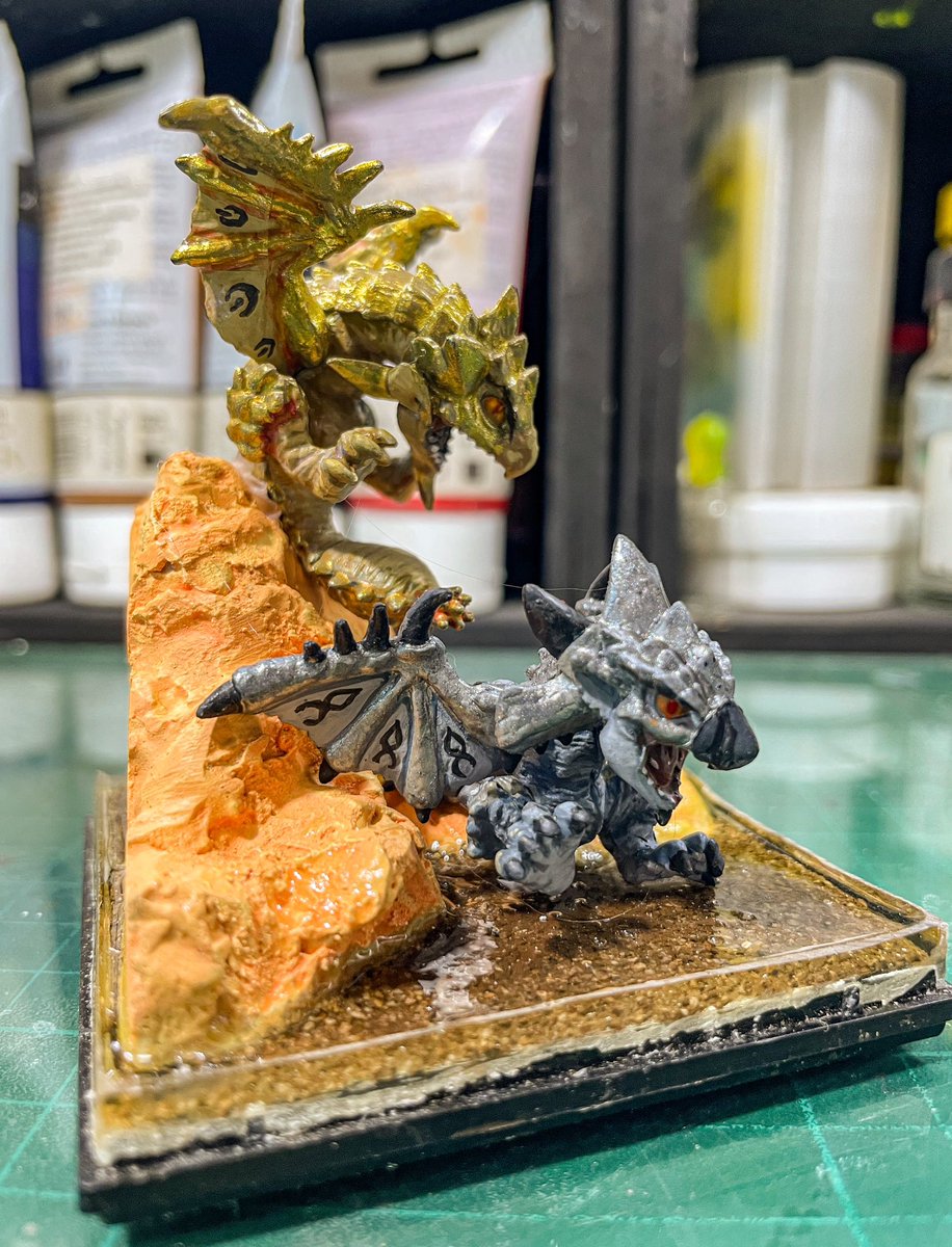 manbrizzy1's tweet photo. Desert honey moon.

#BABYMONSTER #silver #GOLD #MonsterHunter https://t.co/ClwrCQ1Qi7