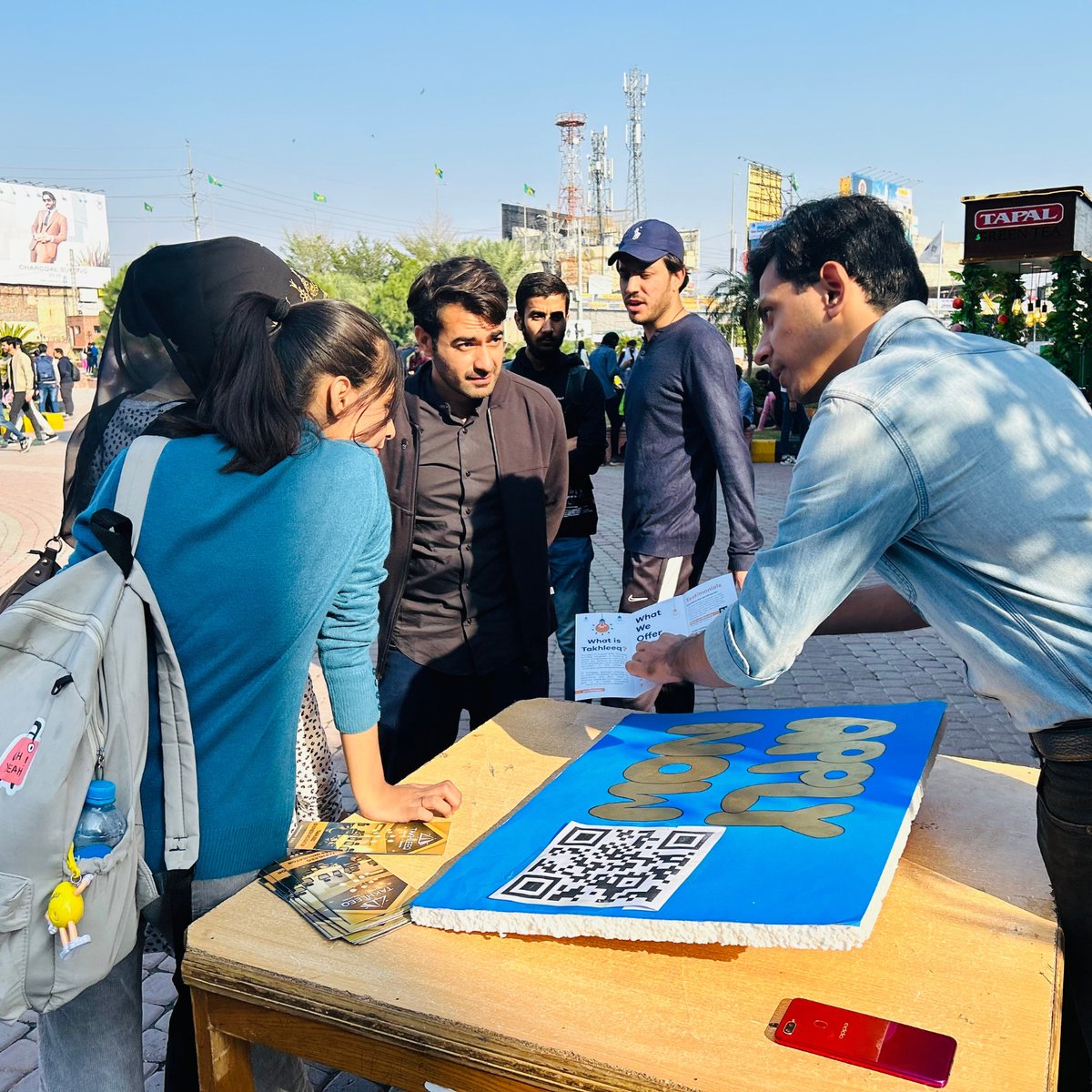 Embark on the journey to your entrepreneurial aspirations through Takhleeq's 9th Cohort at our Awareness Desk – steering students toward the start of their startup adventure! Apply Now: bit.ly/3FE9FGS #letstakhleeq #cohort9 #awarenessdesk #UCP