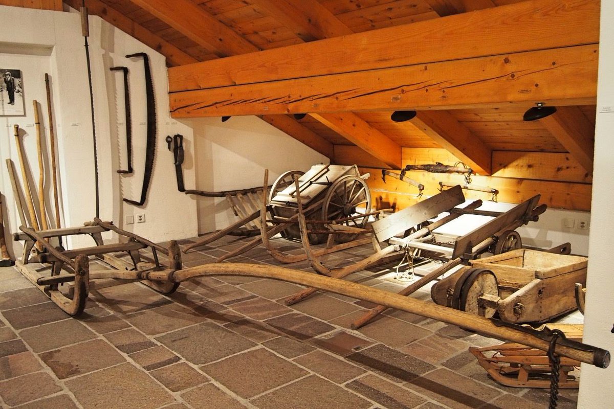 ilReporter's tweet photo. #Travel to #Liechtenstein and discover the #Walser Museum in #Triesenberg https://t.co/1qaDdwtS6f

#Viaggio in #Liechtenstein per scoprire il Museo #Walser a #Triesenberg https://t.co/1qaDdwtS6f https://t.co/QEAjKsUDe3