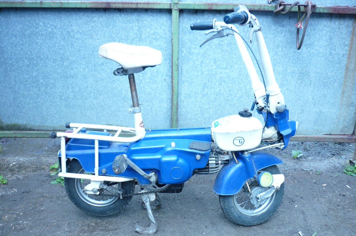 BarnFindsUK's tweet photo. Ad:  1969 CARNIELLI MOTOGRAZIELLA - "Last taxed on the road 1973"
On eBay here -->> https://t.co/3guB3BZPaF

 #ClassicMotorcycles #RetroRides #RetroBikes #VintageMoto #ClassicRides #Nostalgia https://t.co/HUpQjI4Uei