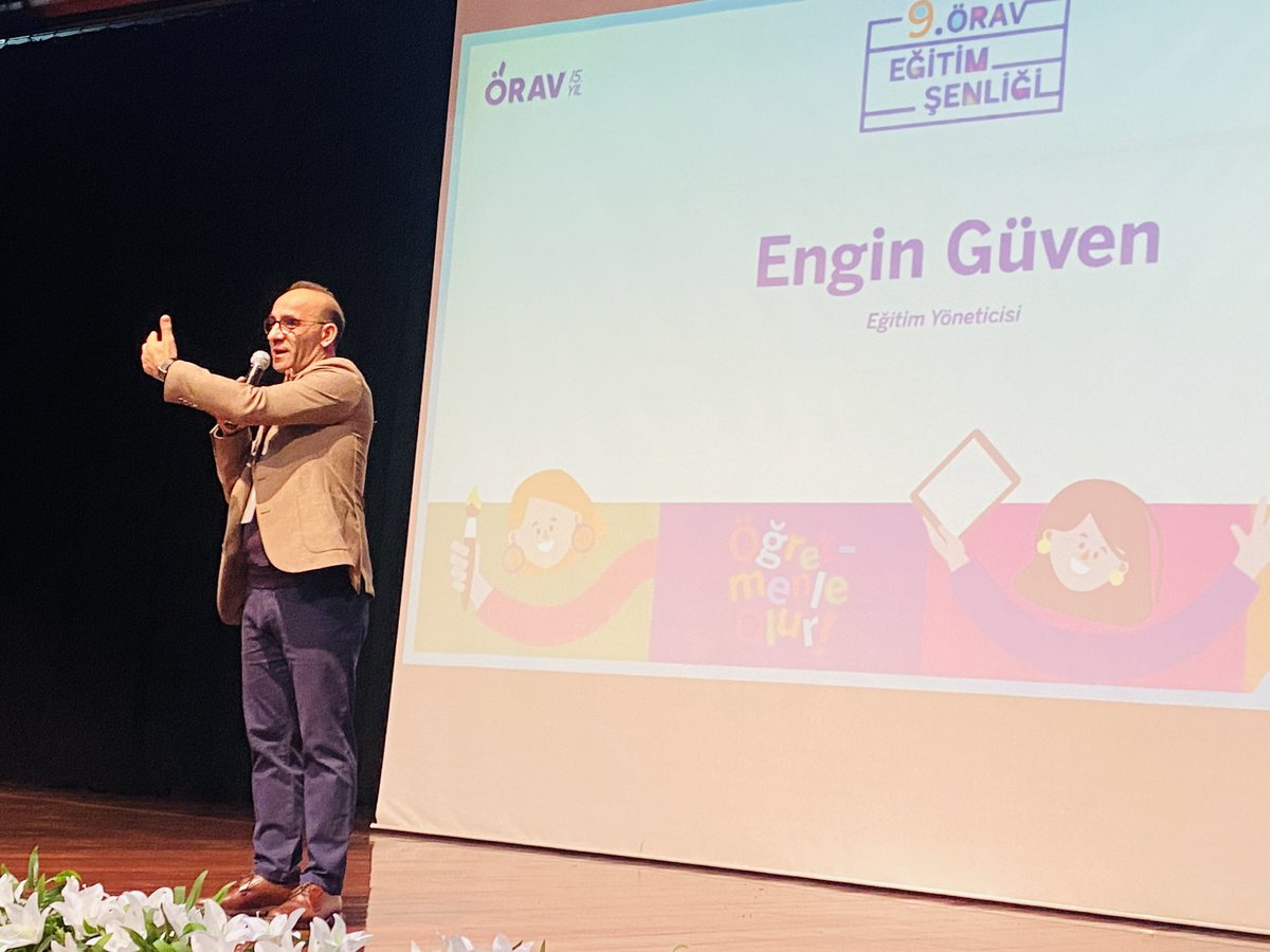 Gerçekleştirilemeyen potansiyel külfete döner.81 ilde 300 bini aşkın öğretmene potansiyellerini anımsatan,sevgi,ilgi ve öğrenme atmosferi sunan Öğretmen Akademisi Vakfı’nı gönülden kutluyor, 9. ÖRAV Eğitim Şenliği’de emeği geçenlere şükranlarımı sunuyorum.#öğretmenleolur