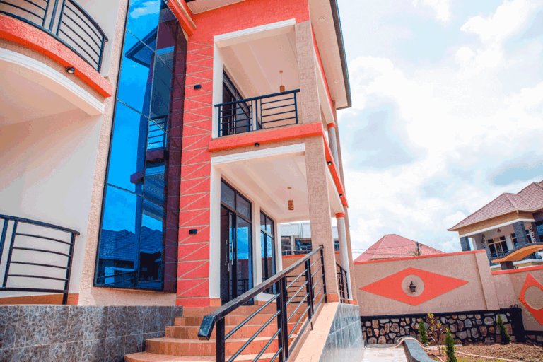 Arobaazee's tweet photo. 🚨@tesdealer Kigali Best house for sale at Kibagabaga 🚨 

- 💵 Price: 230,000,000RWF/sale 
- 🛌 Bedrooms: 5
- 🛀 Bathrooms: 5
- 🅿️Big parking
- 🚰Kitchen

USE THIS LINK👉 https://t.co/vUeOBlMGiK  for more details 

Contact number 🤵: 0788500545
#realestate #house #sale https://t.co/7URfMdDI6l
