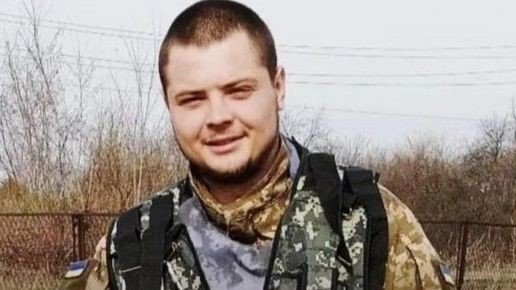 EuromaidanPress's tweet image. For love of country they accepted death &amp;amp; thus resolved all doubts &amp;amp; made immortal their patriotism &amp;amp; their virtue
We honour the men &amp;amp;women who laid down their lives for Ukraine.   

RIP - Bohdan Halachansky (22), Volodymyr Yatsenko, Yaroslav Savchenko (22), Hryhoriy Kordon (45)