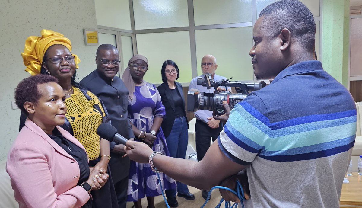 iascch's tweet photo. Today #IASC Deputies embark on a joint mission to #Burkina_Faso to:
1⃣ Listen to the needs of #affectedpeople
2⃣ Strengthen #partnerships w/authorities & partners for more effective humanitarian action
3⃣ Draw global attention for #development & durable solutions https://t.co/y0c62DdsMC