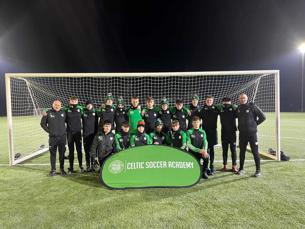 CelticSocAcad's tweet photo. 🍀🏴 Two sessions down and ready to go for their match vs Cumbernauld Colts U17s.
Our longest serving international partner @ArklowUnited visited glasgow this weekend. Great to have them with us for a #TeamTour 💚
#CelticSoccerAcademy #ArklowUnited https://t.co/SVZjhf4XIy