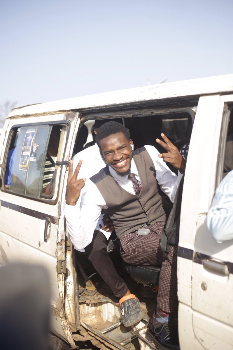 JAMESPHOTOGRAPHY tweet media