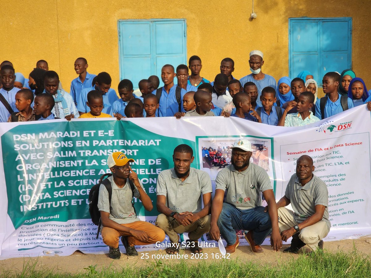 And here is the first day of sensitization about #AI and #DataScience at CSP Miroir Maradi Niger. 25-11-2023

#openai #Niger #machinelearning   #OpenAI  <a href="/DigitalNiger/">Digital Niger</a>
<a href="/ThePSF/">Python Software Foundation</a> <a href="/dsn_ai_francais/">DSN - Data Scientists Network (Francophone)</a> <a href="/PythonNiger/">Python Niger 🇳🇪🐍</a> <a href="/dsn_ai_network/">DSN - Data Science Nigeria</a>  <a href="/gdgmaradi/">GDG Maradi</a>  <a href="/gdgZinder/">GDG Zinder</a>  <a href="/gdgniamey/">GDG Niamey</a> <a href="/ne_free_coding/">Everyone Can Code Niger 🇳🇪</a>
