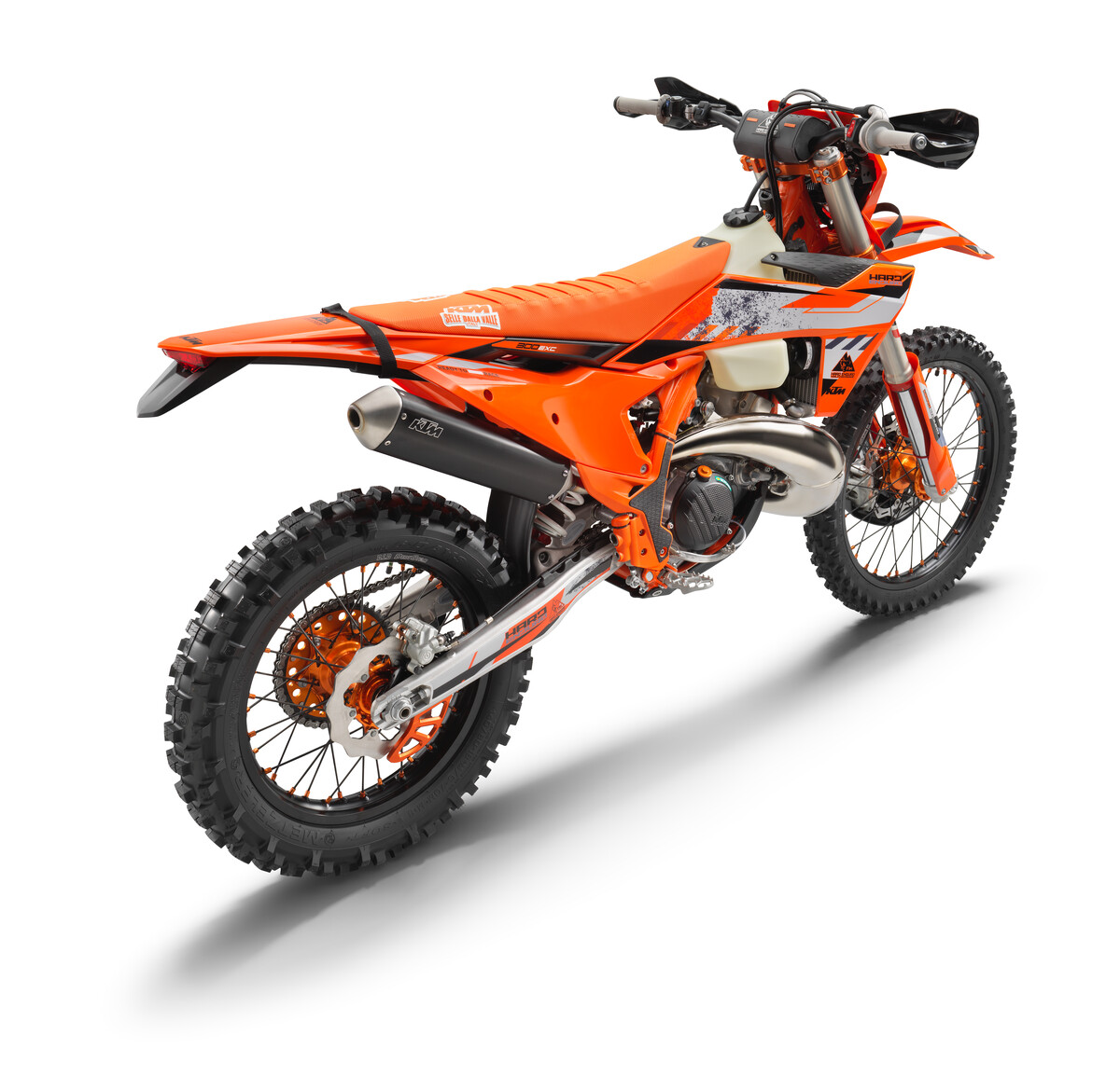 1992年の登場以来、KTM EXCシリーズはエンデューロ界に革命を起こし続けています。
MY2024では、新たにハードエンデューロ専用モデルとして #KTM300EXCHARDENDURO が登場します。

ktm.com/ja-jp/models/e…

#KTM
#KTMJ
#ReadyToRace