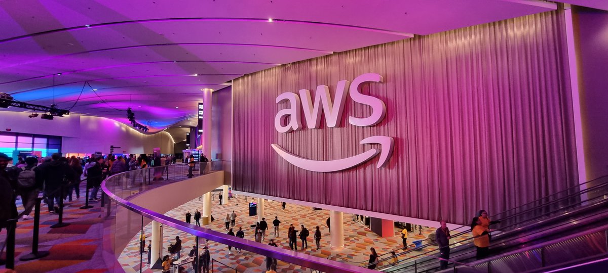 chmazur's tweet photo. AWS re:Invent is already turning out to be massive! Great opportunity to connect and collaborate!

Have a great time and please feel free to DM me if you want to catch up and talk about everything related to the dev community!

#community #istio #envoy #reInvent #AWS #booth613 https://t.co/4SKJ68mDQi