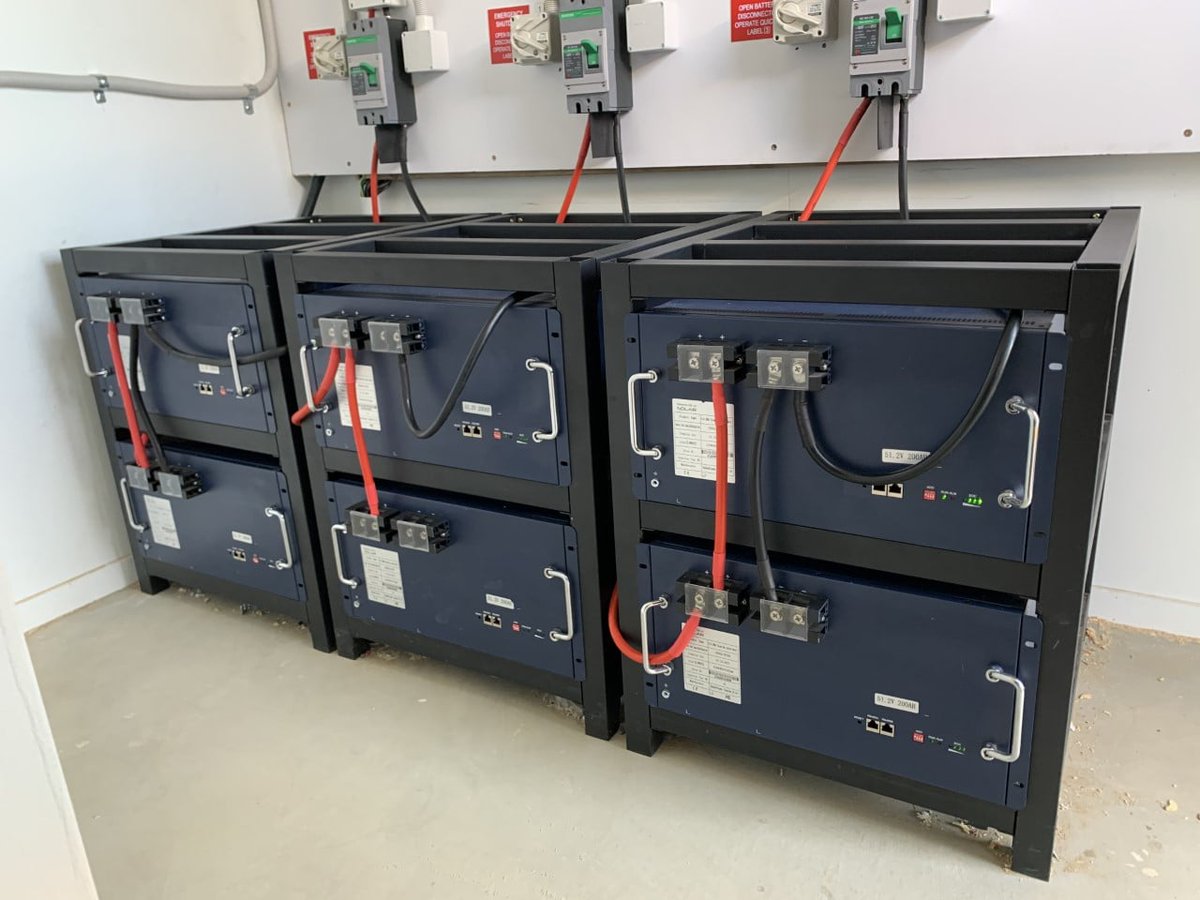 must_power's tweet photo. #MustCase in #NewZealand
🏖 Nestled along the pristine 90 Mile Beach in Waipapakauri
· Must PV18VHM Inverter: 5kW*3=15kW
· Lithium Battery: 60kWh (51.2V, 200Ah x 6)
· 10kW Solar Panels
· 6kW External Automatic Backup Generator
#offgridsystem #RenewableEnergy #SolarEnergy https://t.co/ucRXq0PGhQ