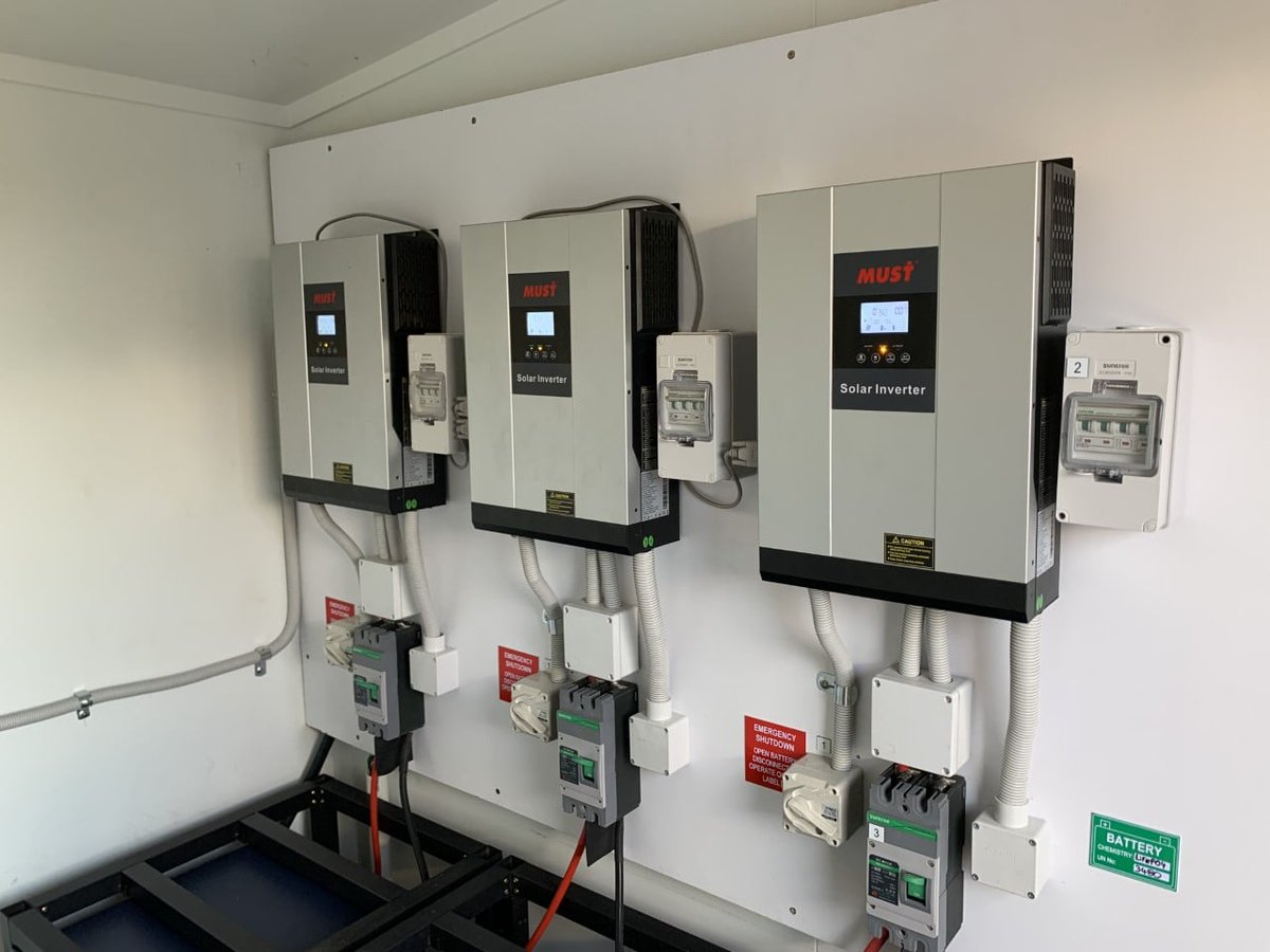must_power's tweet photo. #MustCase in #NewZealand
🏖 Nestled along the pristine 90 Mile Beach in Waipapakauri
· Must PV18VHM Inverter: 5kW*3=15kW
· Lithium Battery: 60kWh (51.2V, 200Ah x 6)
· 10kW Solar Panels
· 6kW External Automatic Backup Generator
#offgridsystem #RenewableEnergy #SolarEnergy https://t.co/ucRXq0PGhQ