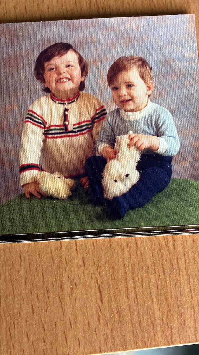 GarethLlan1917's tweet photo. Happy birthday to @Wpinatlanta  - the best brother anyone could wish for. https://t.co/MV5WLqnsTX