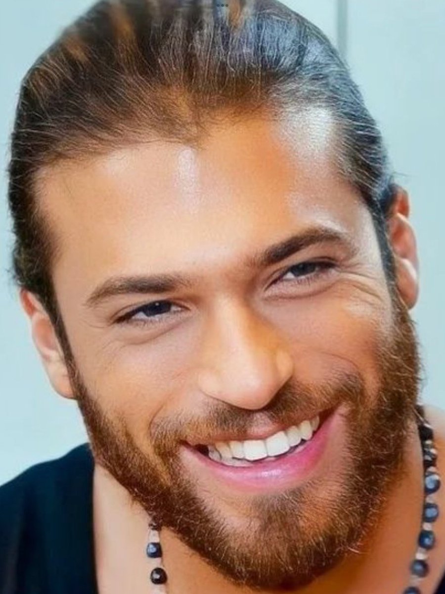 Propósito de hoy, mañana y siempre: repartir amor porque de odio y dolor está lleno el mundo! No lo olvidemos: amor genera amor! Feliz lunes!#CanYaman