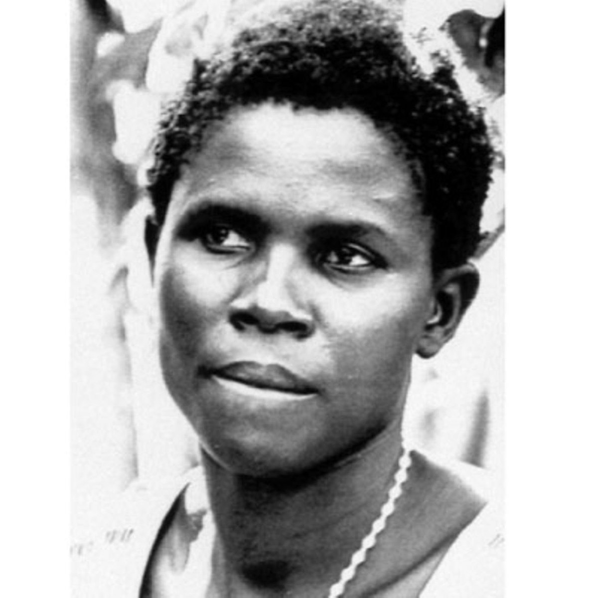 For someone who hailed from a peasant, patriarchal society, the fact that she commanded a group of men & came within 70 kms of reaching Kampala by breaching several NRA obstacles along the way makes Alice Auma - Lakwena - the most revolutionary female in contemporary Africa.