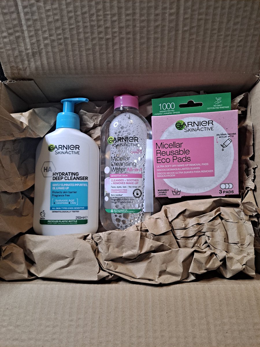 CHASEJLONDON's tweet photo. #FREEBIES #SAMPLES #PRODUCTTESTING #COMPETITIONWIN NOVEMBER 2023 WEEK 4
@GarnierUK @balancemeskin @HomeTesterClub @Footmender PLUS MUCH MORE
https://t.co/ewg1m27dXC
#freeproducts #freesample #freestuff #newvideo #contentcreators #NewVideoAlert #skincareproducts https://t.co/JgC4VVnGa6