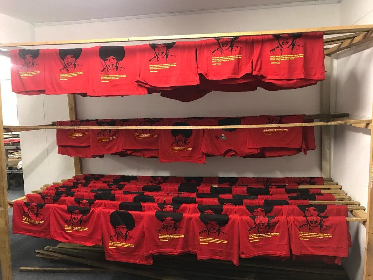 stdntgear_rsa's tweet image. EFFSC MERCH BY STDNT GEAR.