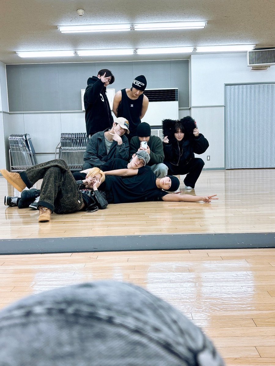 ATEEZofficial's tweet image. [#ATEEZ] 오늘도 평화로운 ATEEZ
#에이티즈