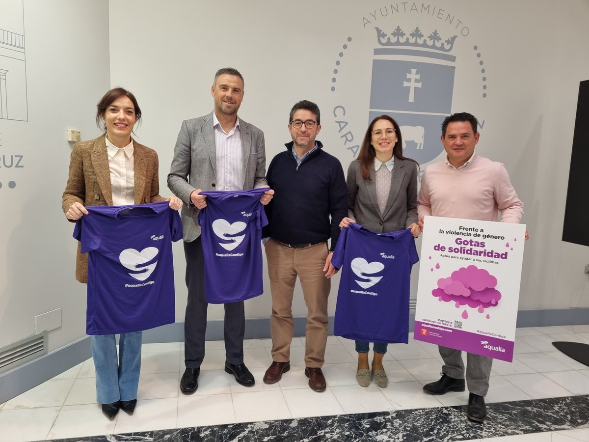 aqualia's tweet photo. Estas GRACIAS💜van para #Ibiza, #CaravacadelaCruz y #Soller por su participación👏en la última campaña de #Aqualia contra la #ViolenciaDeGenero 
#GotasdeSolidaridad
#aqualiacontigo https://t.co/FPcImXbwz7
