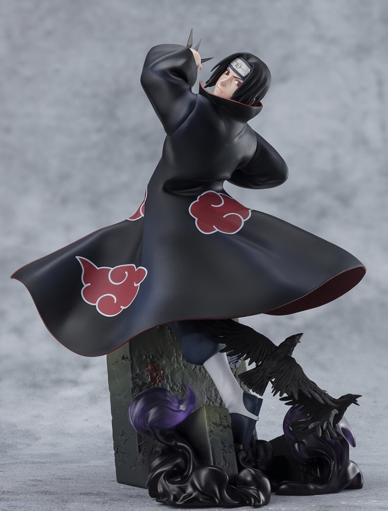 These new Sasuke vs Itachi battle figures look so cool 🔥