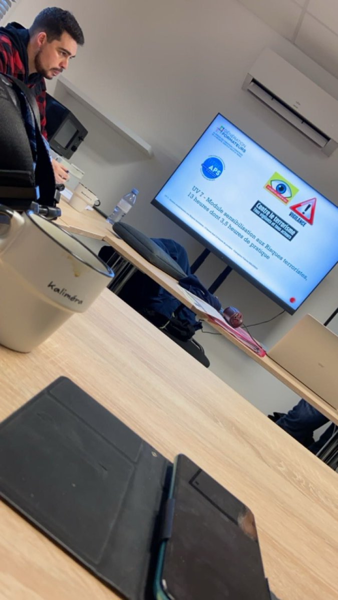 MendantDiallo's tweet photo. C’est parti pour 21h de formation sur le module RISQUES TERRORISTES.
#Surete
#Copresi
#GenerationFormateurs https://t.co/XQ7NWO0MXP